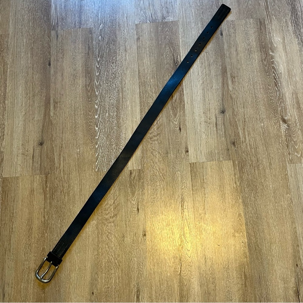 GAP Black Leather Belt - 34 - Picture 5 of 5